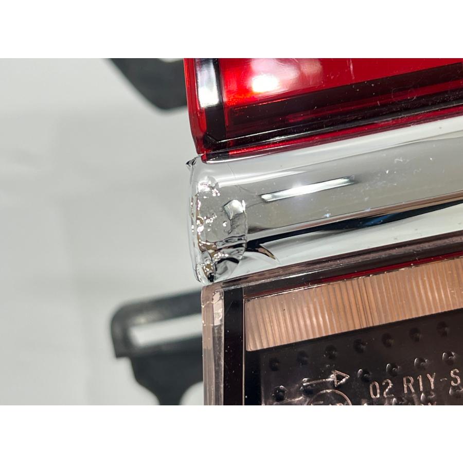 レクサス　LS500h　前期　右テールランプ　純正 レクサスLS500 VXFA50 前期 純正テールライト 右 KOITO 50-176 （36A