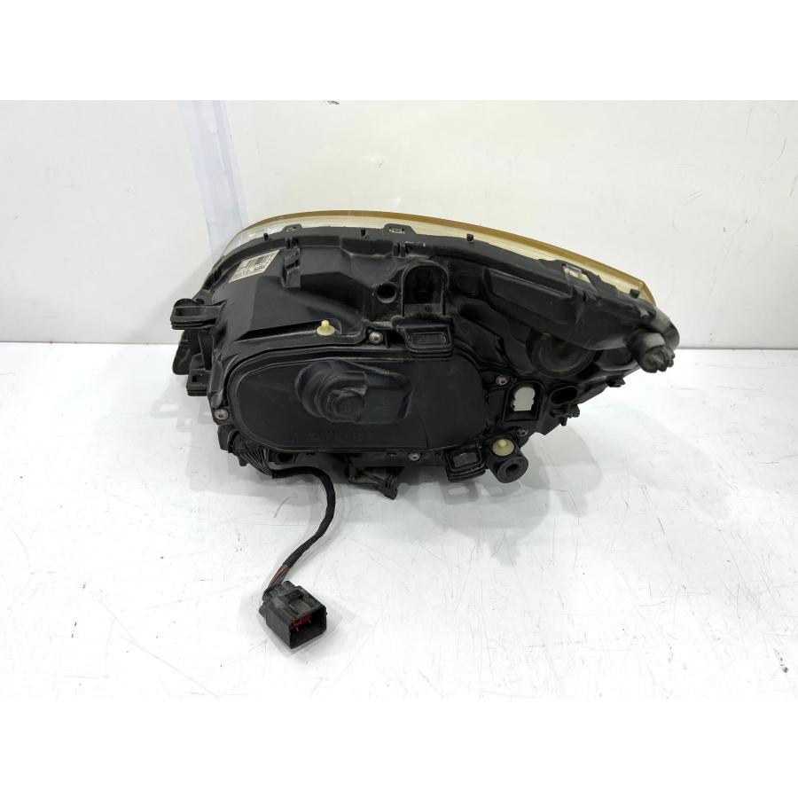 ボルボ V60S60(～2013)前期FBヘッドライト左右セット FB4164T ボルボ V60/S60 前期 FB4164T 純正HIDヘッドライト 右 31299993 （37A