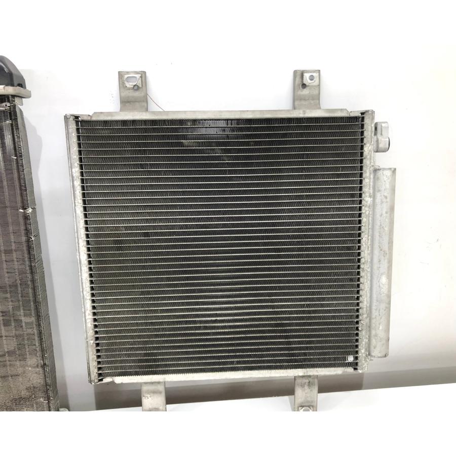 ダイハツ ハイゼット カーゴ S321V A/T オートマ 純正 ラジエーター
