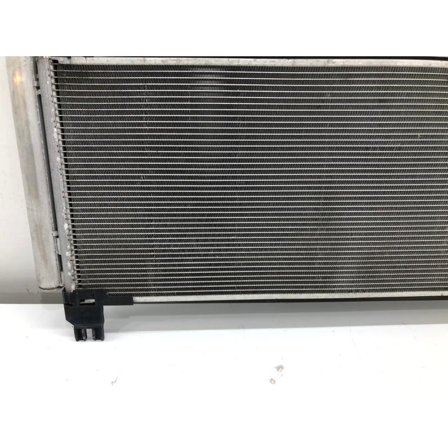 トヨタ ノア/ヴォクシー/エスクァイア ハイブリッド ZRR80 純正