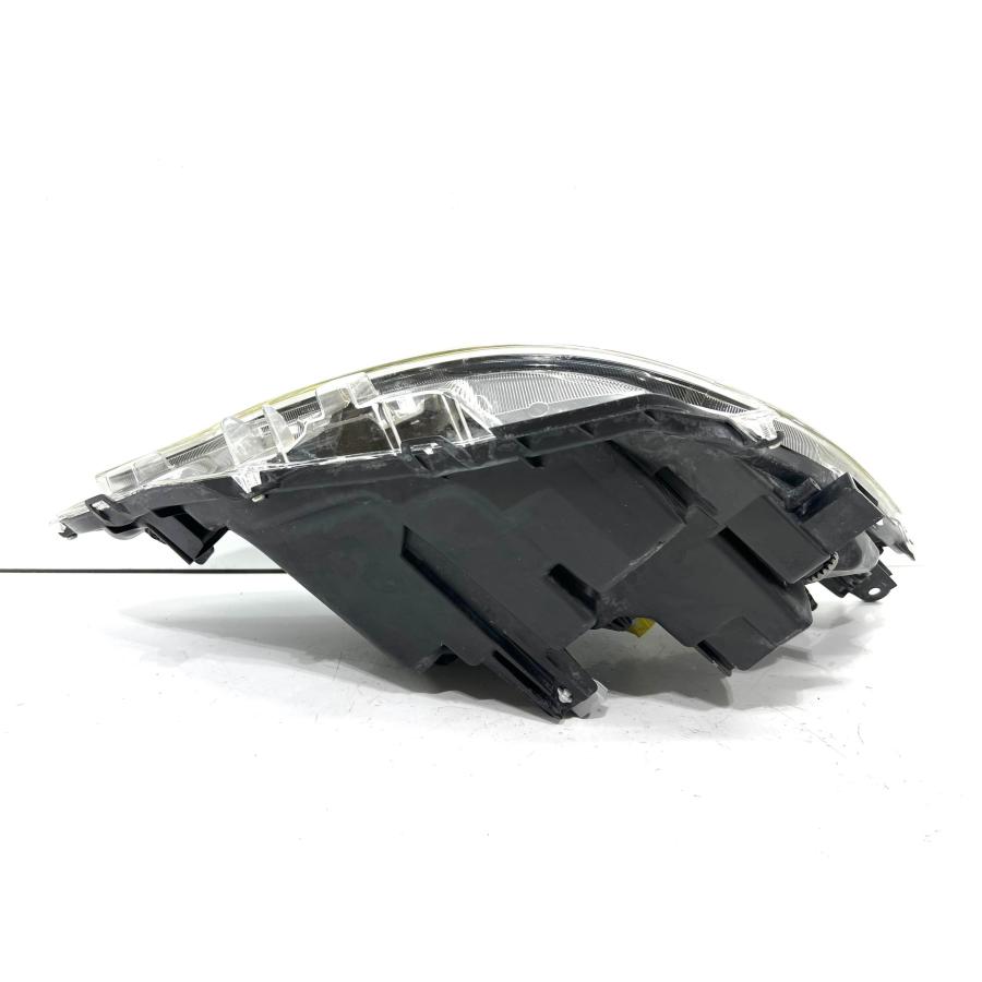 ☆研磨・美品☆ トヨタ アクア NHP10 前期 G's 純正 左 LED