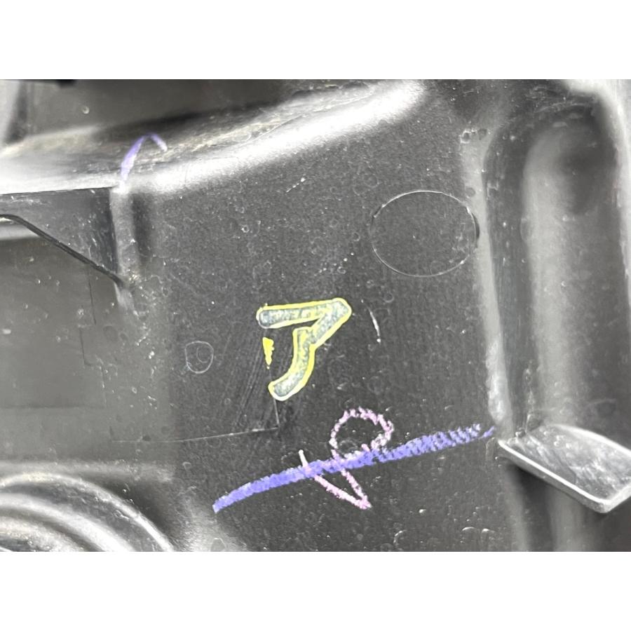 トヨタ プリウス PHV ZVW52 純正 左 ターンシグナル ランプ