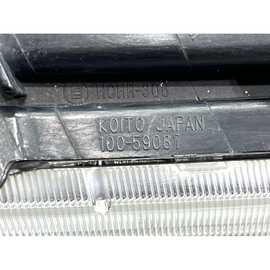 ☆研磨☆ スズキ エスクード TDA4W TD54W 純正 右 HID ヘッドライト