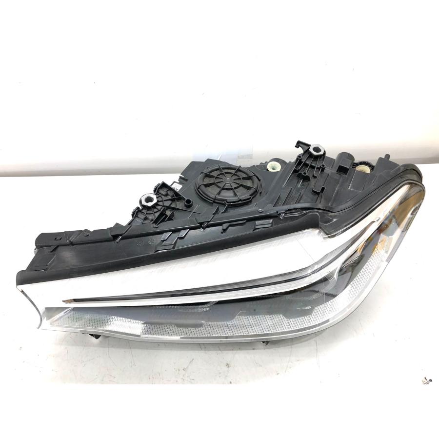 BMW 5シリーズ G30 純正 ヘッドランプ 左 LED 7439211-01 （46A-15m