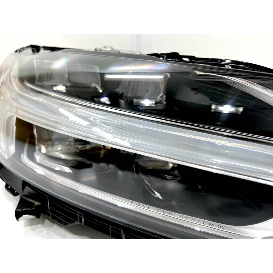 美品】 ボルボ XC60 UB 純正LEDヘッドライト 右 31655235/31655236