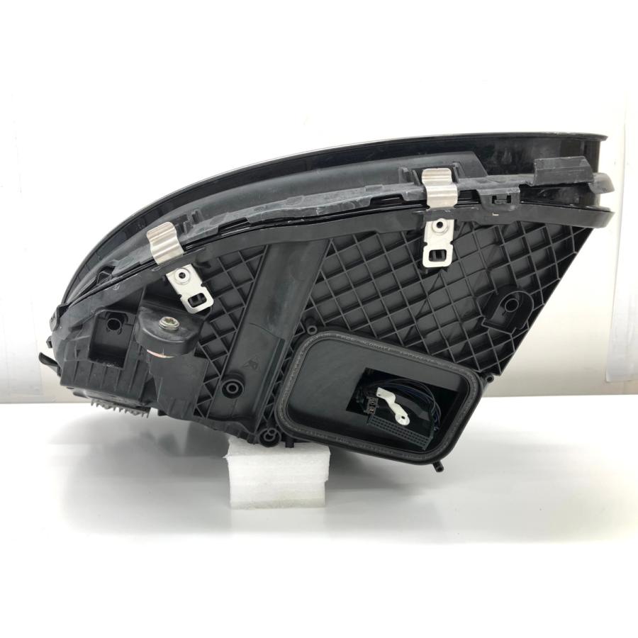 メルセデス ベンツ Cクラス W205 後期 純正 ヘッドランプ 右 LED