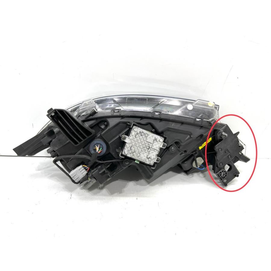 ☆良品☆ 三菱 アウトランダー PHEV GF7W GF8W 後期 純正 右 LED 