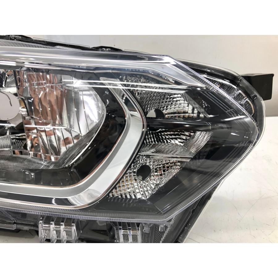 日産　ルークス　右ヘッドライト　ハロゲン　純正　KOITO　100-23778 ニッサン ルークス B44A/B45A 純正 ヘッドランプ 右 ハロゲン KOITO100