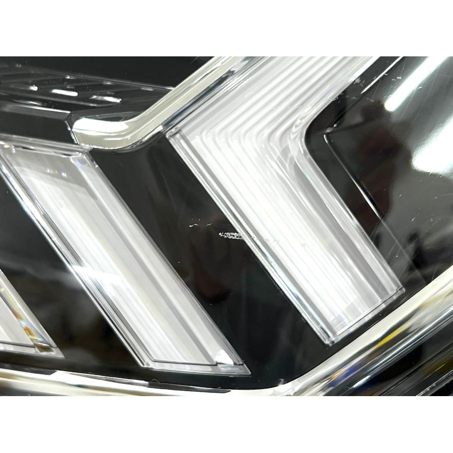 アウディ Q3 83A 純正LEDヘッドライト 左 83A941033A/83A941773A （48A