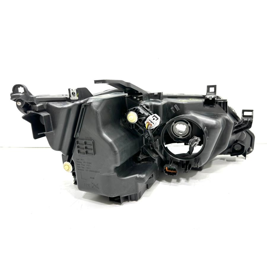 日産 セレナ ハイウェイスター C27 GFC27 HFC27 前期 純正 左 LED