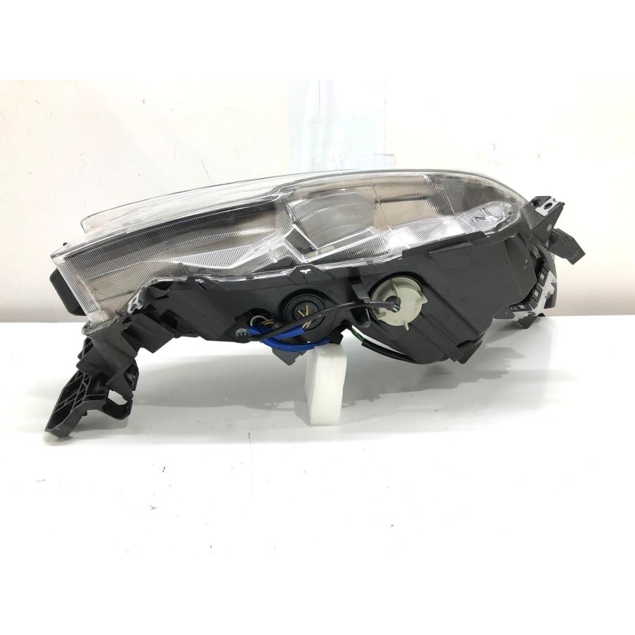 5、12、13ステー傷1箇所　後期LED BN9 レガシィ★右ヘッドライト ♪小傷♪レガシィ BN9/BS9 後期 純正 ヘッドランプ 左 LED KOITO100