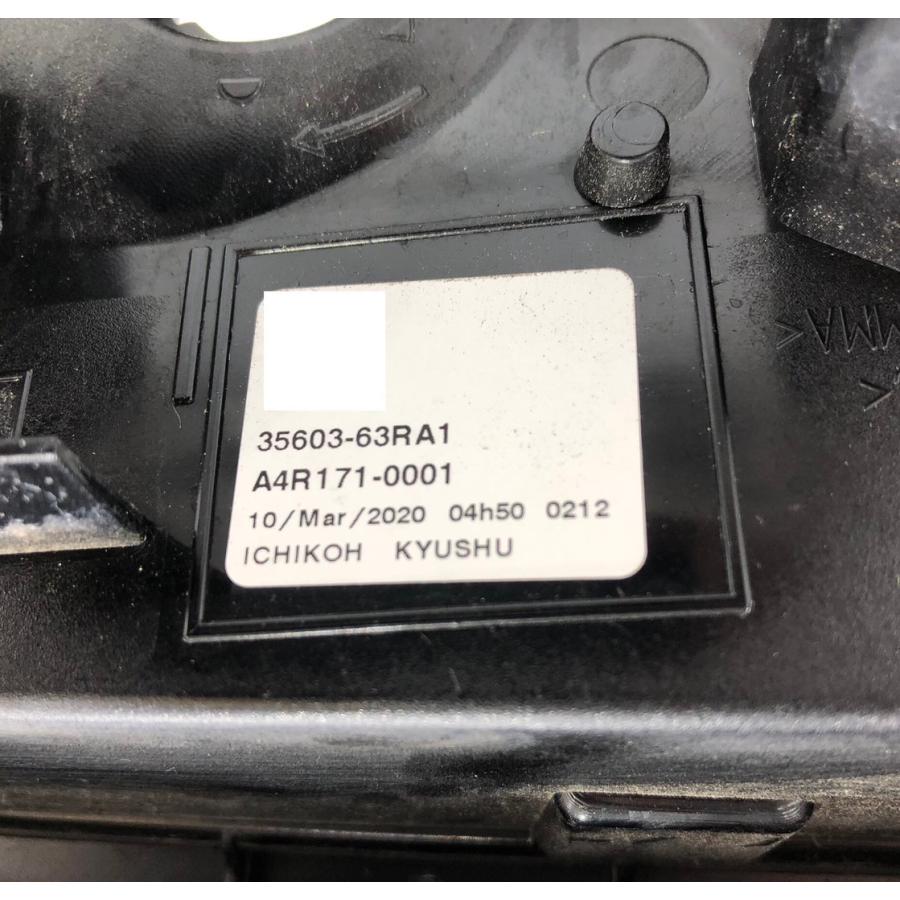 スズキ ワゴンR スティングレー MH35S/MH55S 純正 テールランプ 右
