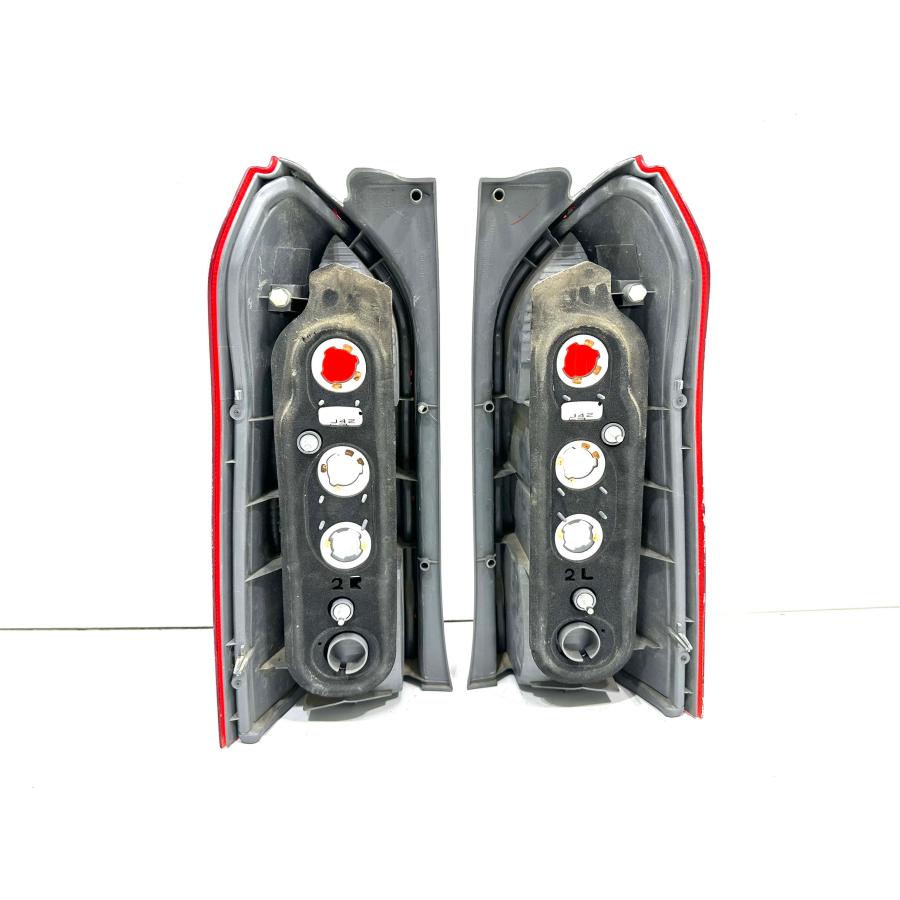トヨタ プロボックス NCP50V 純正 左右 テールライト KOITO52-078