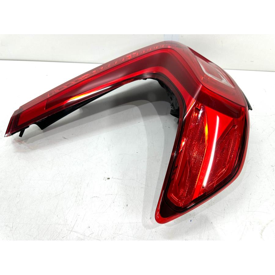 ボルボ XC40 XB系 純正テールライト 左 31446790 （54A-68） : Re