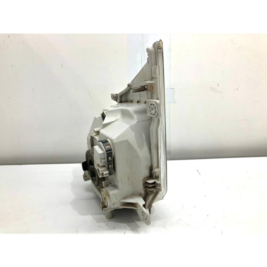 いすゞ エルフ 85系 標準 純正 ヘッドランプ 右 ハロゲン 24V KOITO110