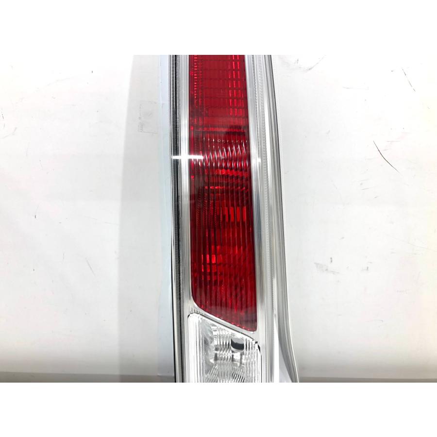 ニッサン セレナ C26 前期 純正 テールランプ 右 KOITO220-23096（54A