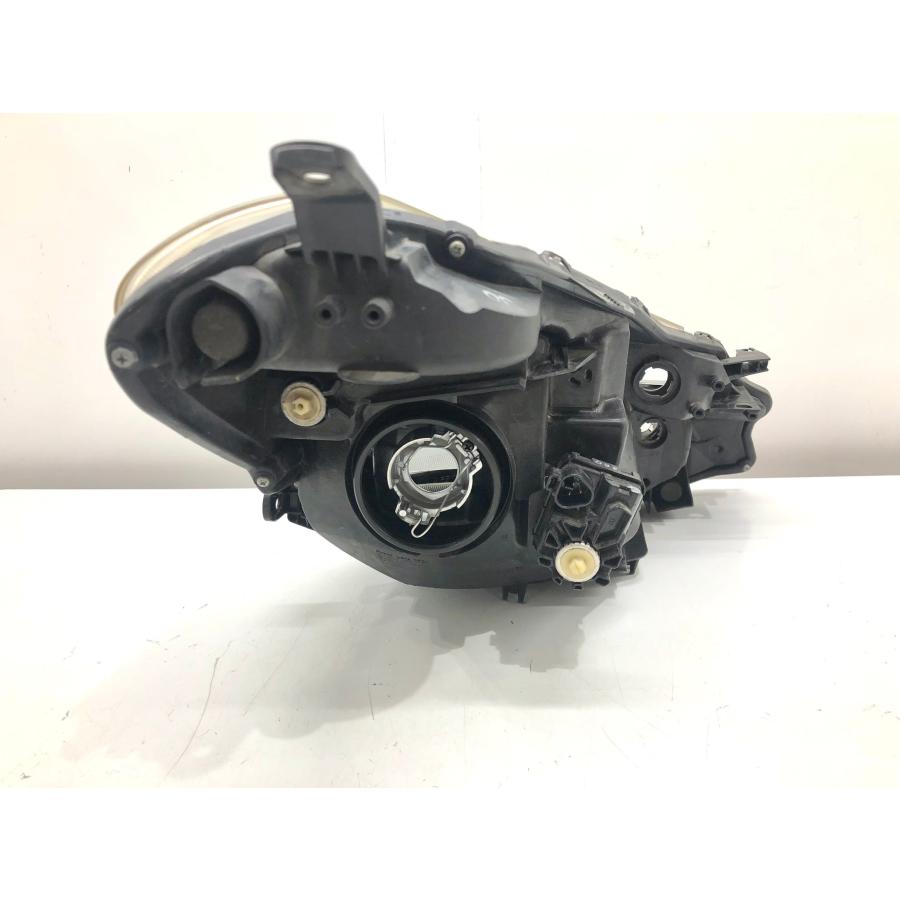 ヴィッツ　NSP130　左ヘッドランプ トヨタ ヴィッツ NSP130 ヘッドランプ ライト 左 67951 : 原木