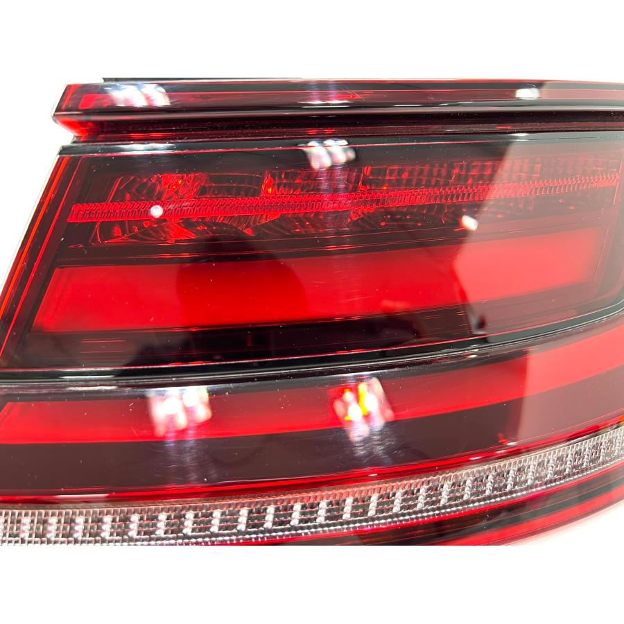 ☆美品☆ フォルクスワーゲン VW アルテオン 3H 純正 右 テールライト