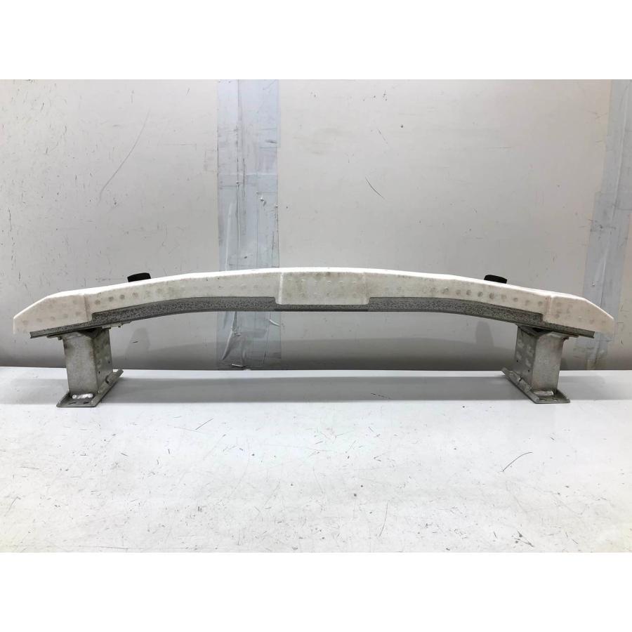 トヨタ プリウス ZVW30 純正 フロントバンパー ホースメント（G59-50m