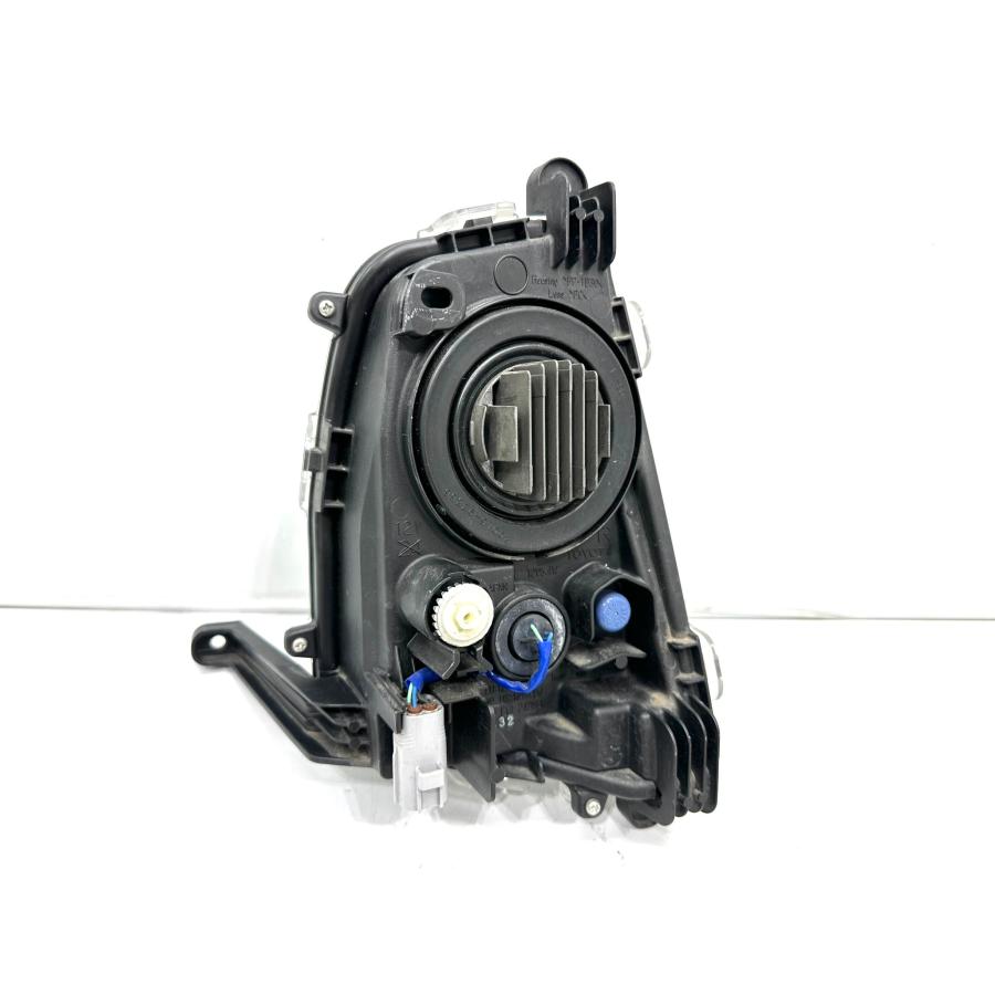 トヨタ プリウス ZVW50 前期 純正 右 LED フォグランプ KOITO47
