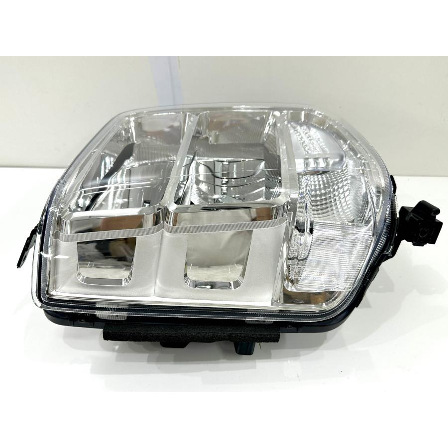 エブリイ DA17W 純正HIDヘッドライト 右 LE14C6329 （66A-62） : 66a 