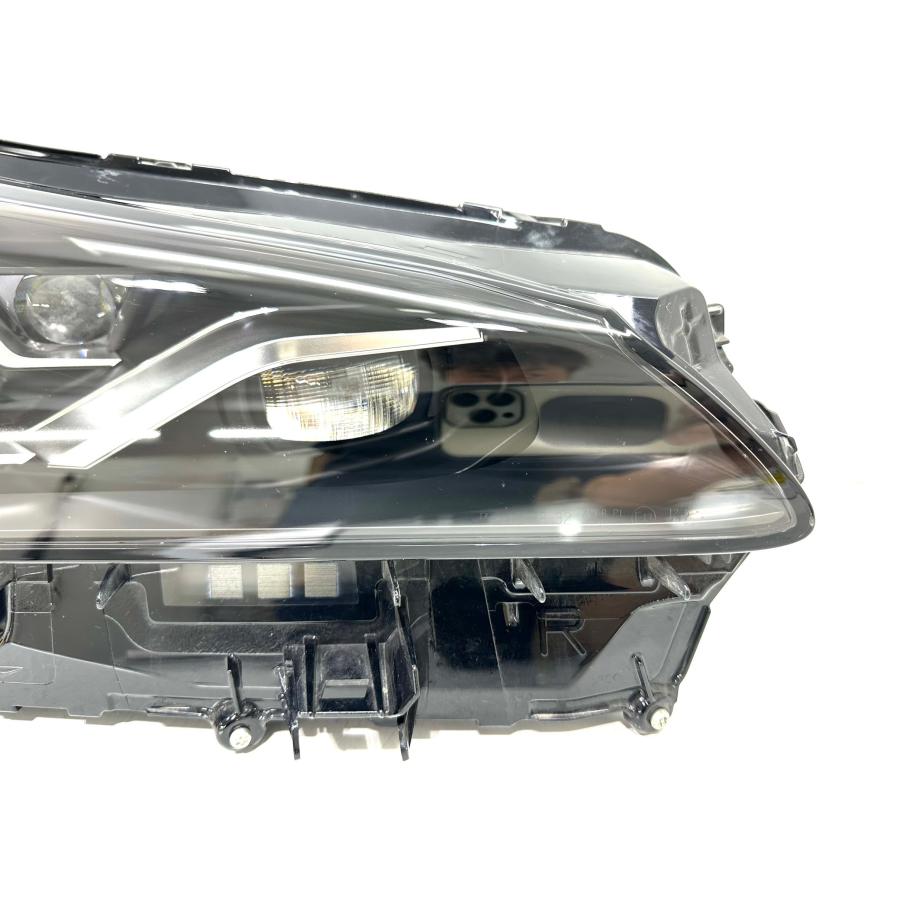 レクサス NX200/NX300 AGZ10/AYZ10 後期 右ライト/右ヘッドライト LED