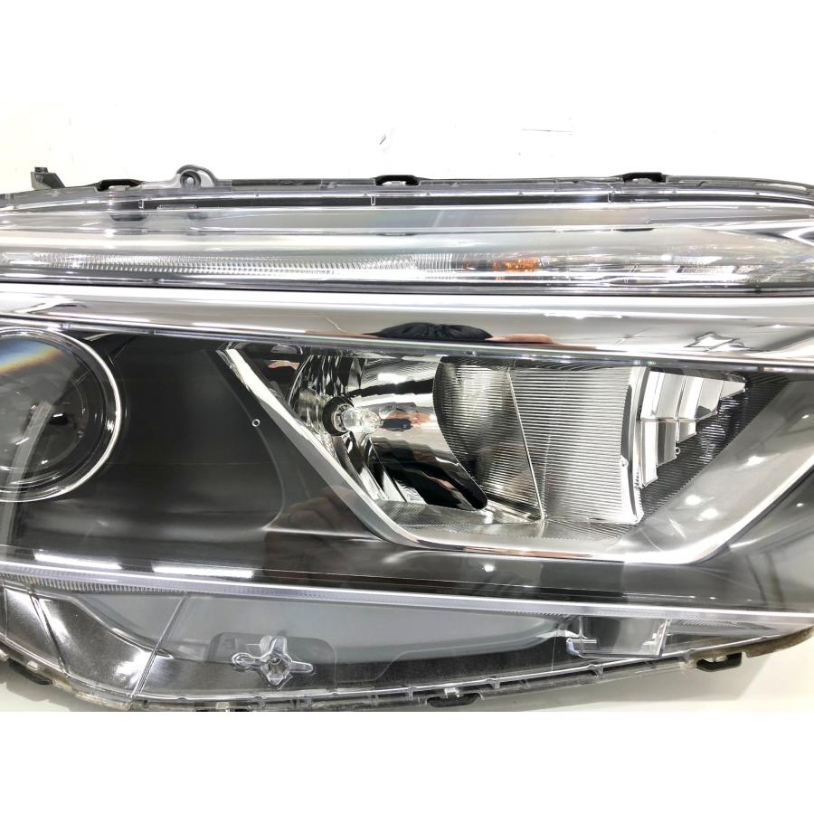 ♪良品♪ホンダ シャトル GK8/GK9 純正 ヘッドランプ 右 ハロゲン