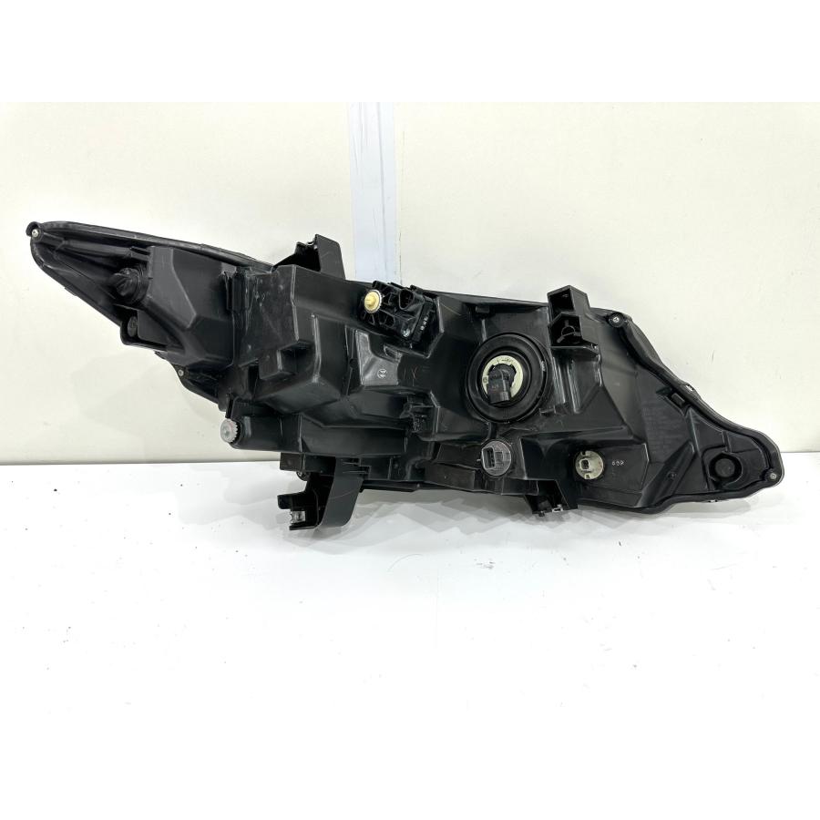 オデッセイ RC1/RC2 前期/中期 純正LEDヘッドライト 左 コーナリング