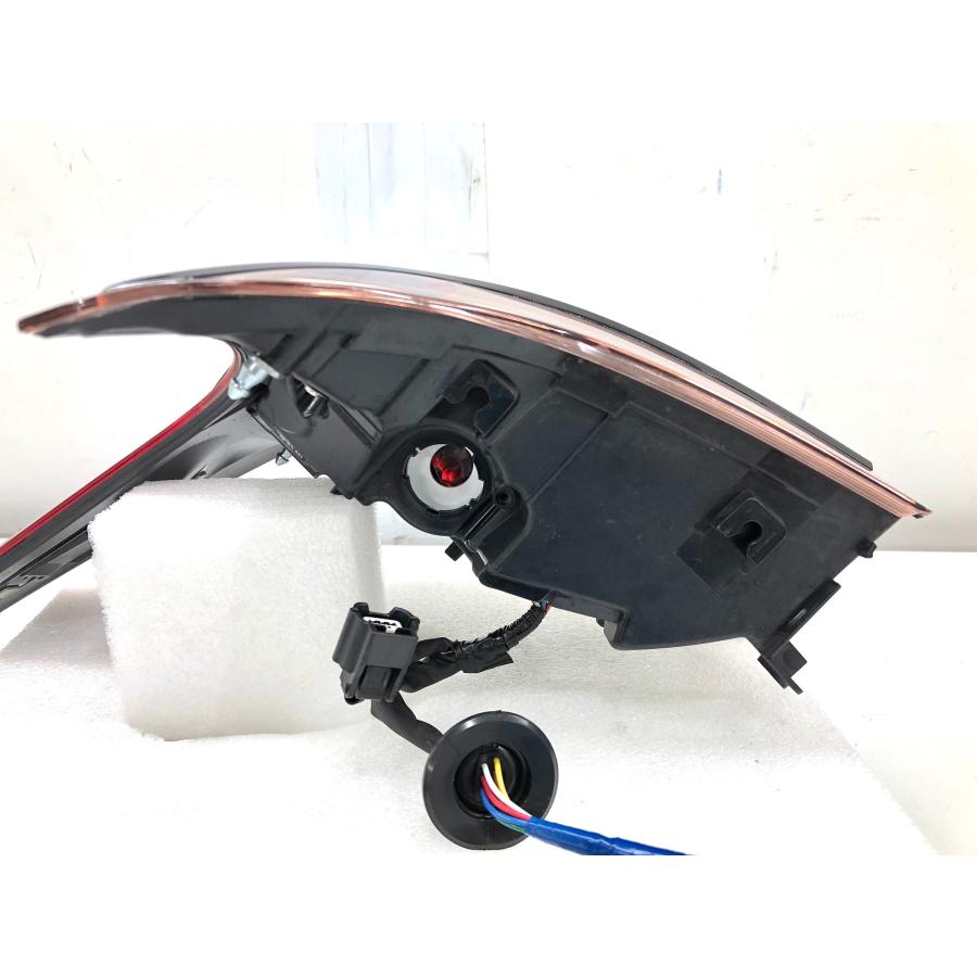 レクサス LS VXFA50/GVF50 後期 純正 テールランプ 左 KOITO50-176 177