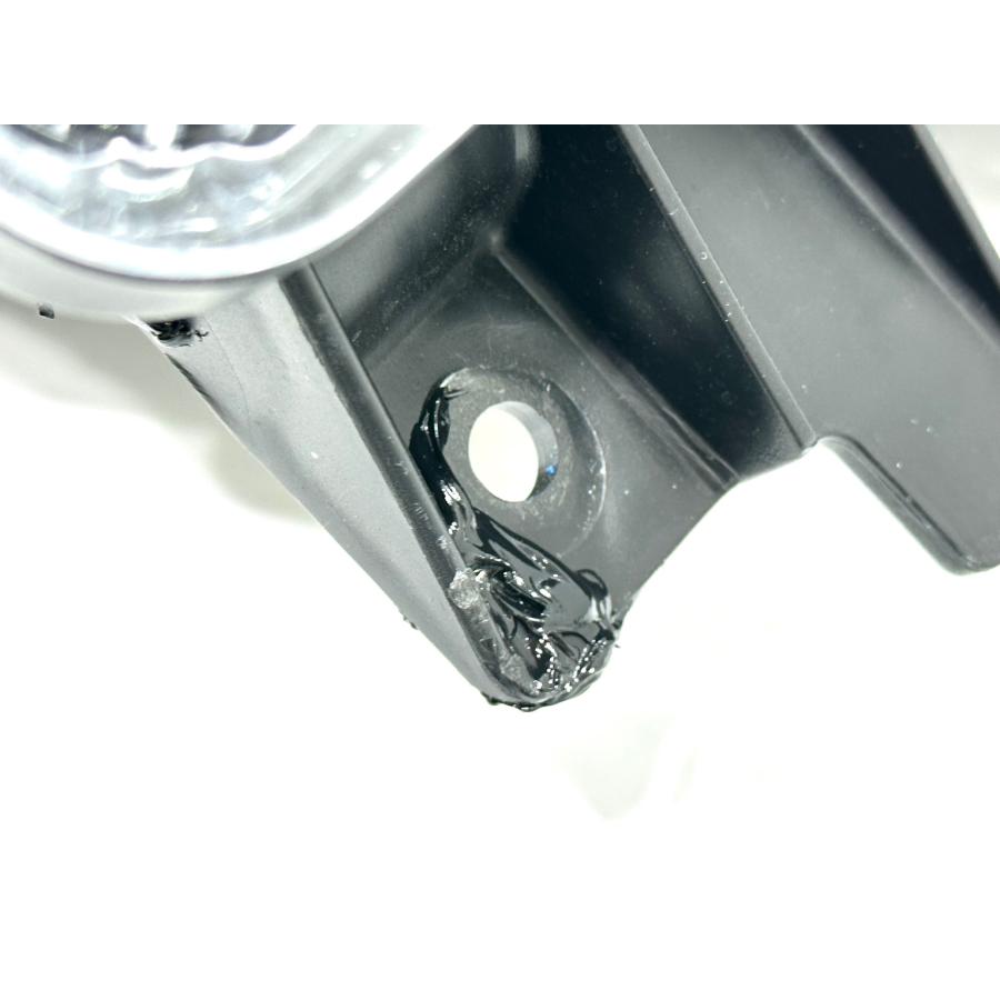 スズキ ソリオ バンディット MA37S 純正 右 LED ヘッドライト KOITO100