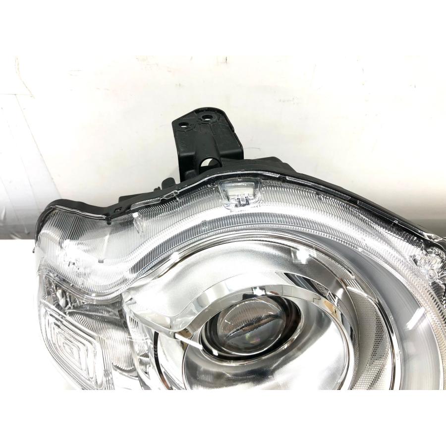 美品 スズキ クロスビー LED 左ヘッドライト 美品 スズキ クロスビー