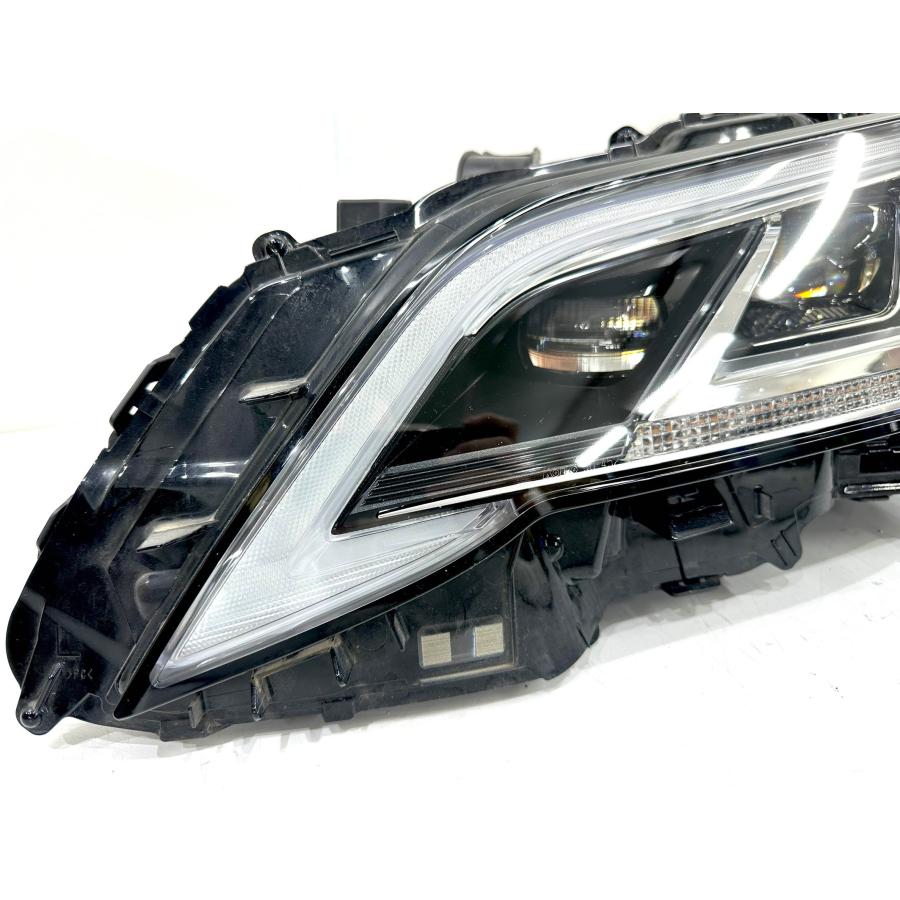クラウン220系 左LEDヘッドライトステー割れなし