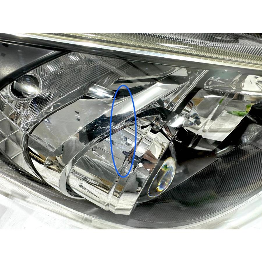 アクア NHP10 前期 純正LEDヘッドライト 右 KOITO52-247/刻印W アクア NHP10 前期 純正LEDヘッドライト 右 KOITO52-247/刻印W