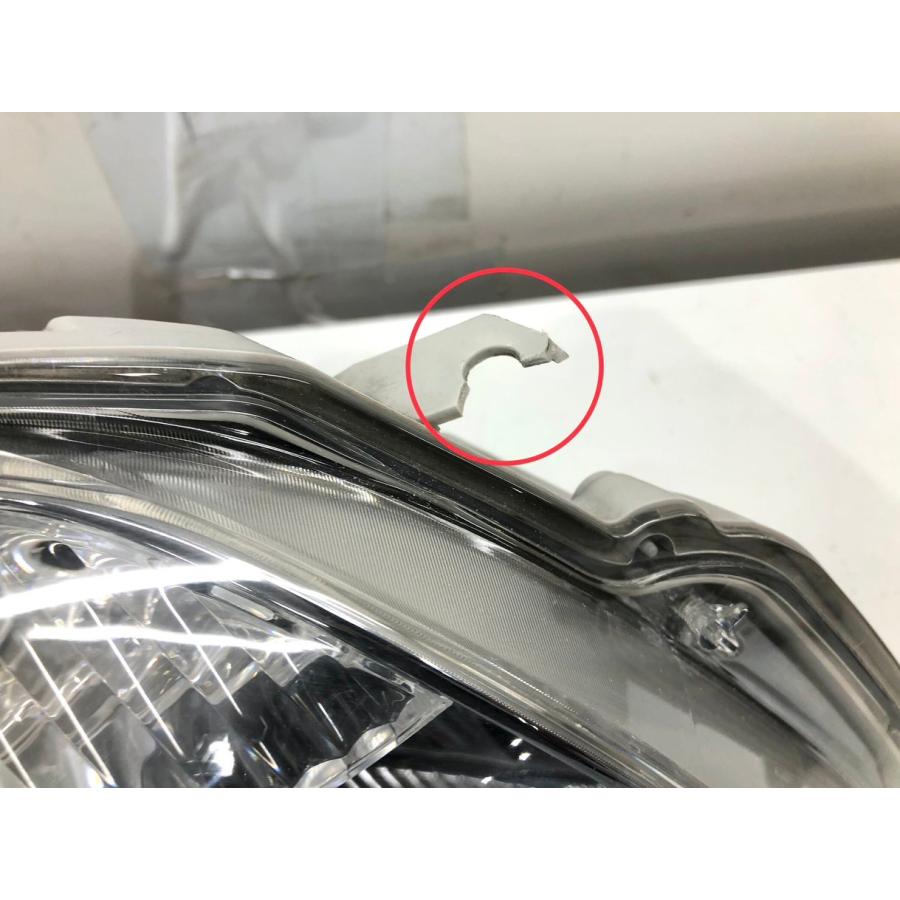 トヨタ カローラ フィールダー ZRE142 純正 ヘッドランプ 右 HID