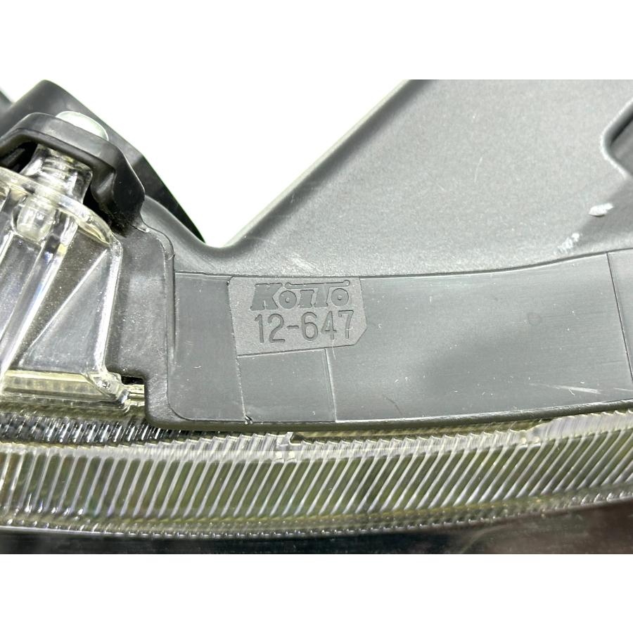 トヨタ カローラツーリング ZWE215 NRE210 後期 純正 左 LED ヘッド