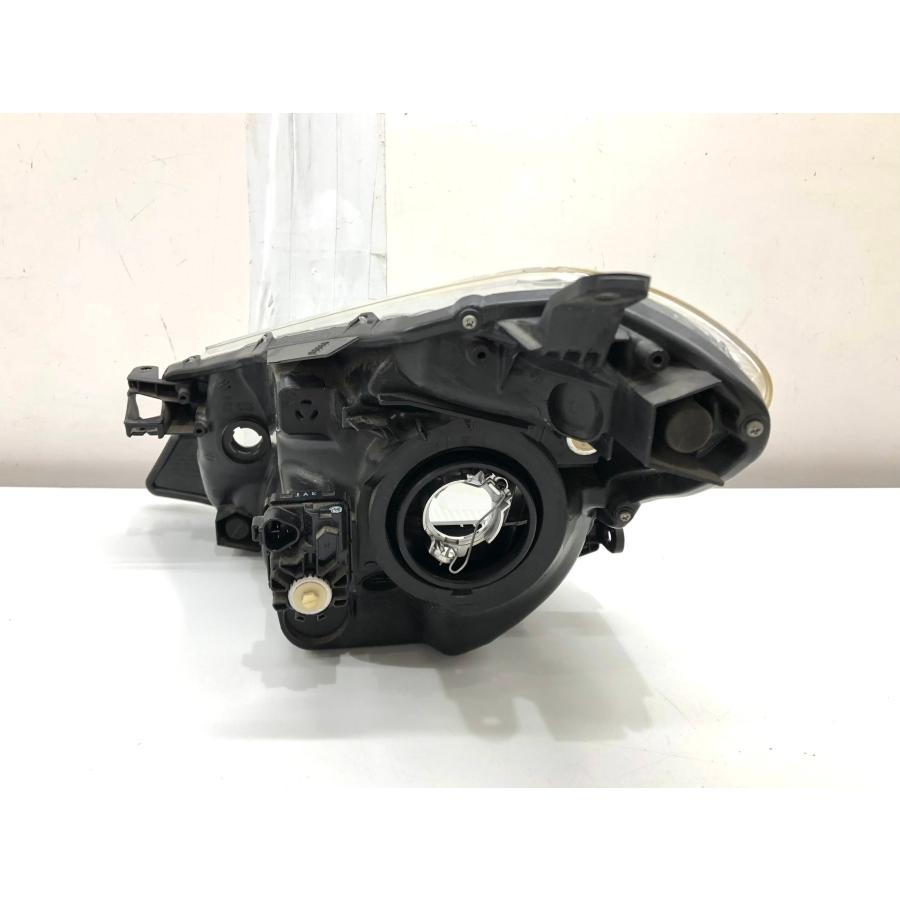 ヴィッツ130 右ヘッドランプ トヨタ 純正 ヴィッツ 《 NCP131 》 右ヘッドライト P22000-23003790