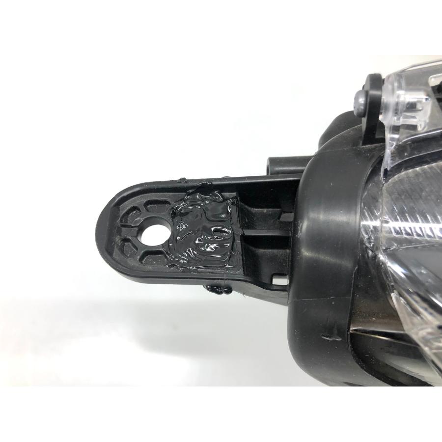 トヨタ ライズ A200/A201/A202/A210 純正 ヘッドランプ 右 LED