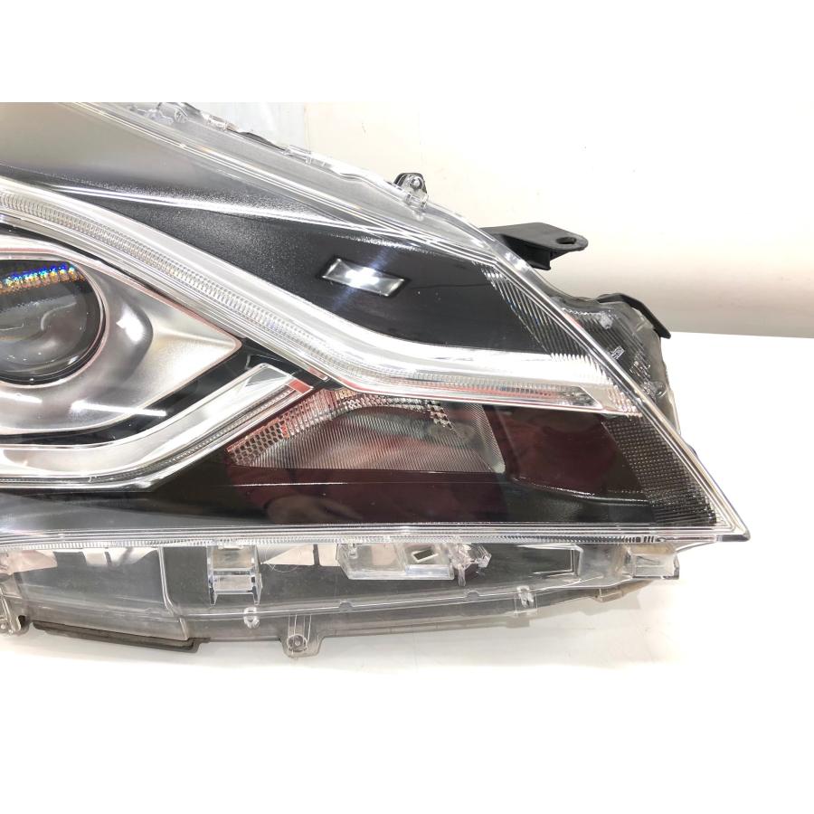 ♪GR♪ヴィッツ NCP131 後期 純正 ヘッドランプ 右 LED 81105-52M60
