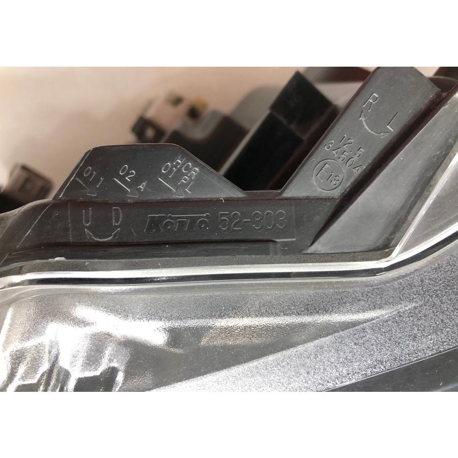 ♪GR♪ヴィッツ NCP131 後期 純正 ヘッドランプ 左 LED 81106-52M60
