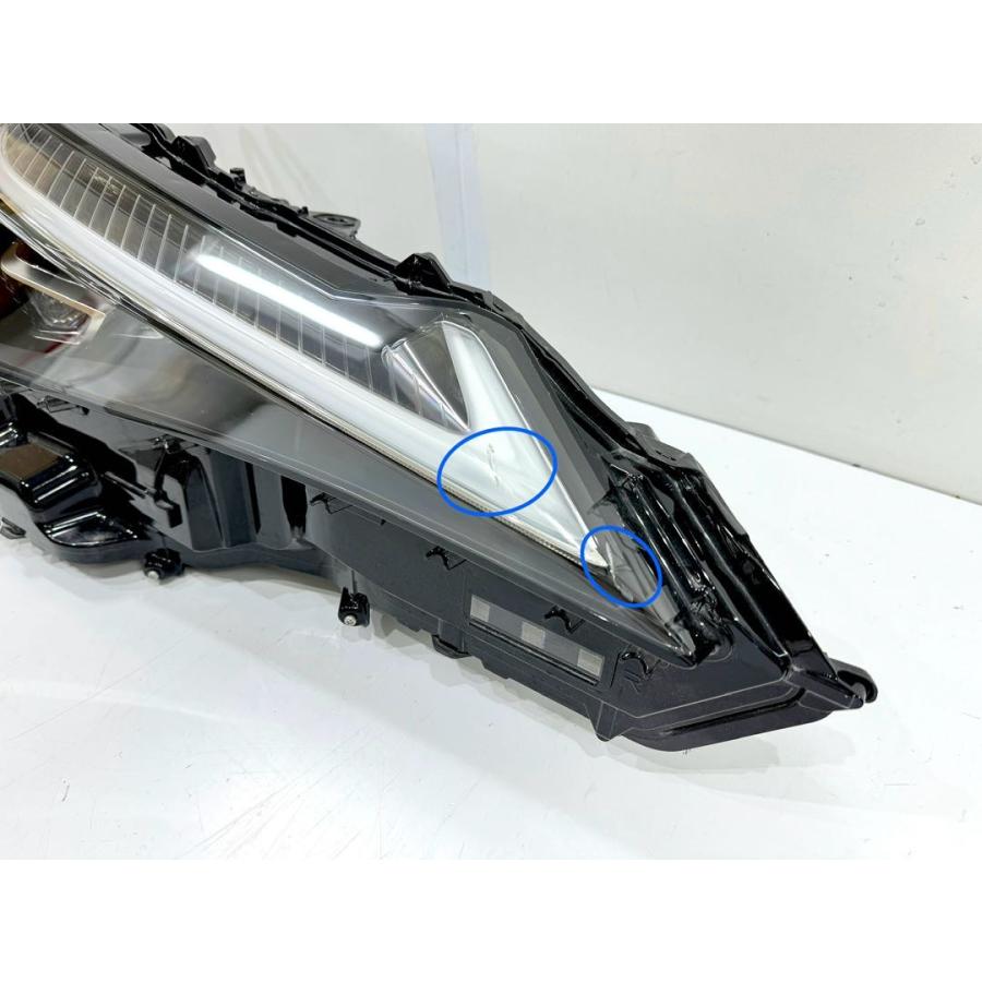 レクサスUX MZAH10/MZAA10 純正3眼LEDヘッドライト 右 KOITO 76-73
