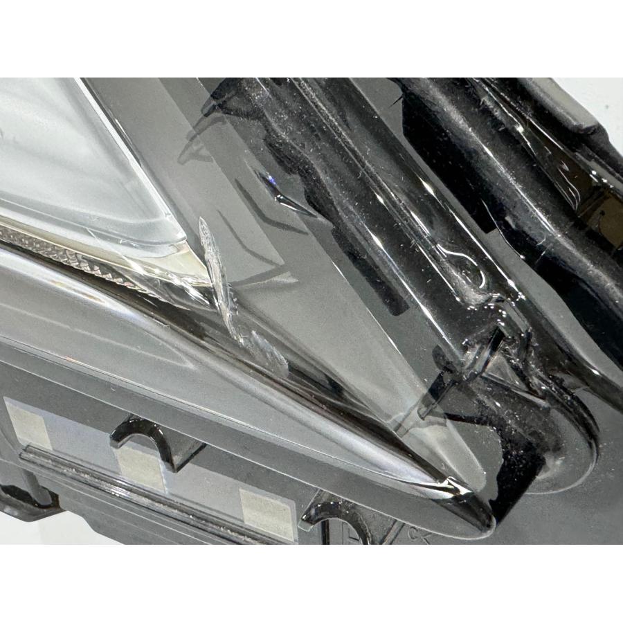 レクサスUX MZAH10/MZAA10 純正3眼LEDヘッドライト 右 KOITO 76-73