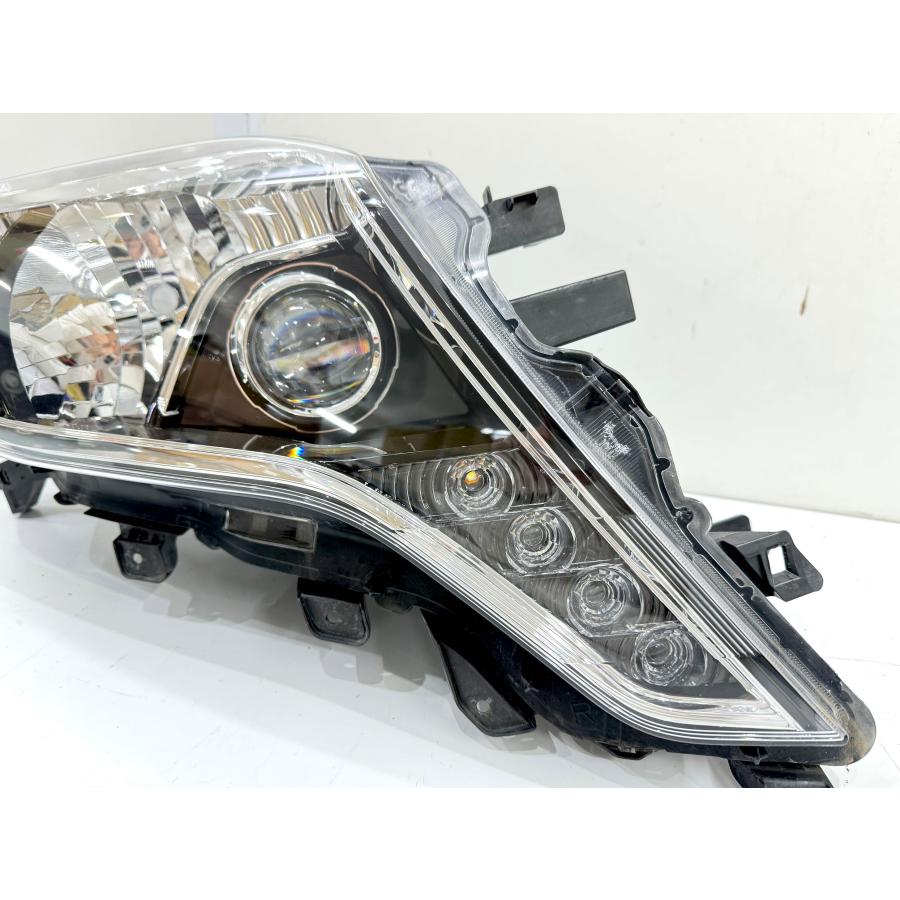 レンズ綺麗】ランドクルーザープラド TRJ150W/GDJ150W 中期 純正LED