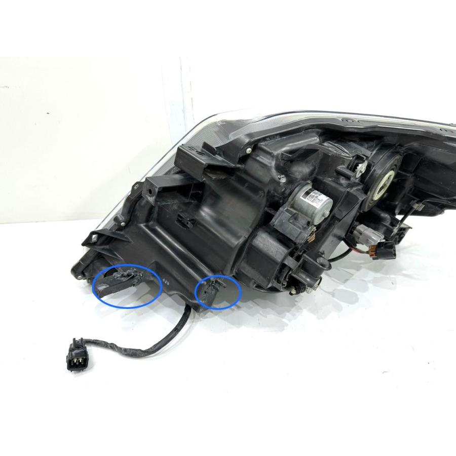 レンズ綺麗】ランドクルーザープラド TRJ150W/GDJ150W 中期 純正LED