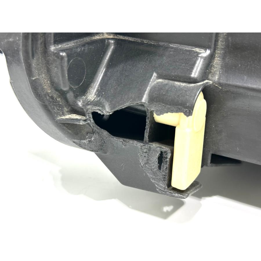 ☆レンズ綺麗☆ フォルクスワーゲン VW T-CROSS Tクロス 純正 右 LED