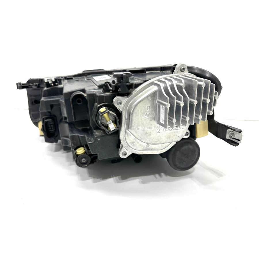 ☆レンズ綺麗☆ フォルクスワーゲン VW T-CROSS Tクロス 純正 右 LED