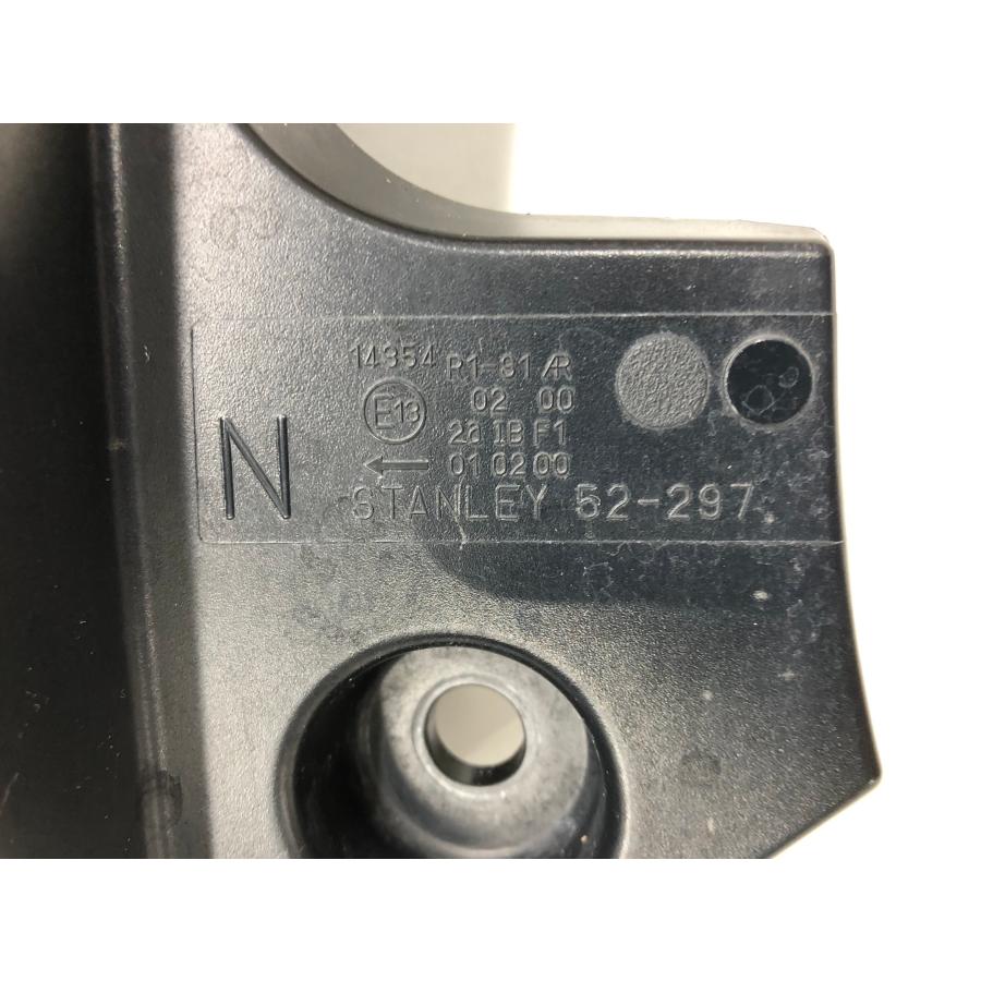 トヨタ アクア NHP10 中期 純正 テールランプ 左 81551-52D01 トヨタ アクア NHP10 中期 純正 テールランプ 左 81551-52D01