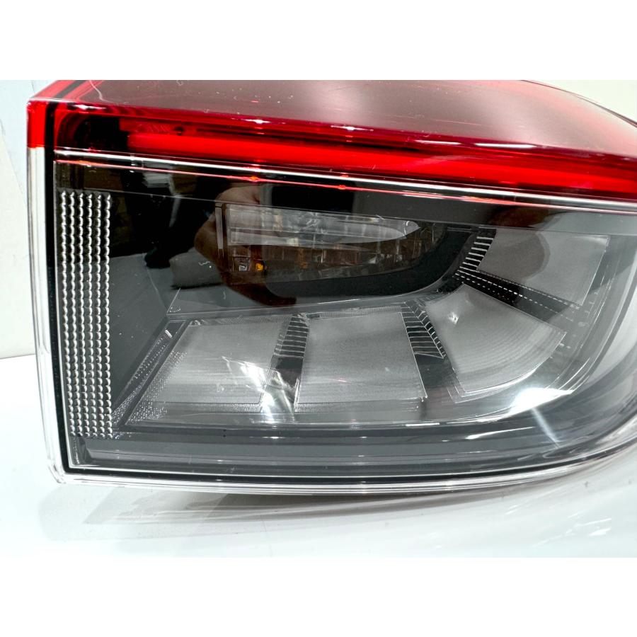 VEZEL　ベゼル　RV4　新品右テールASSY 良品】ヴェゼル RV3/RV4 純正テールライト 右 KOITO220-622BH