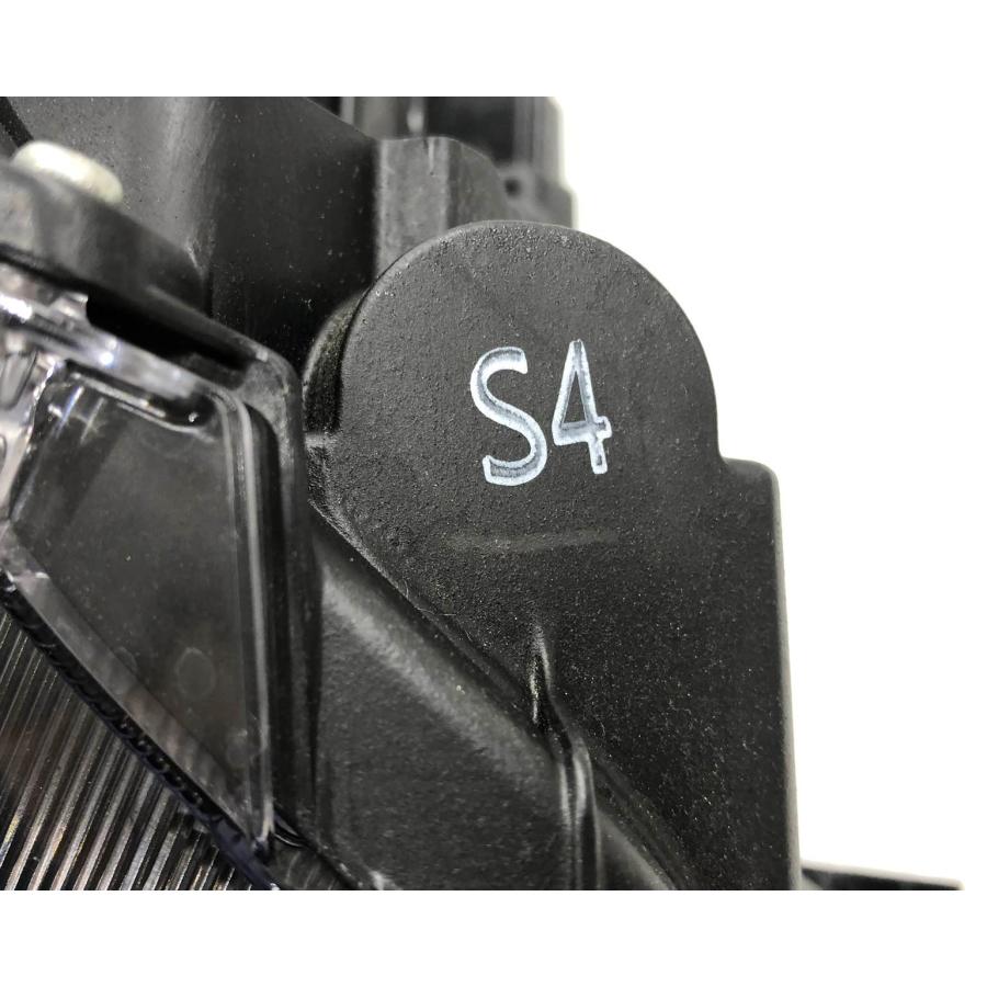 トヨタ シエンタ MXPC10G 純正 ヘッドランプ 右 LED 81105-52P00