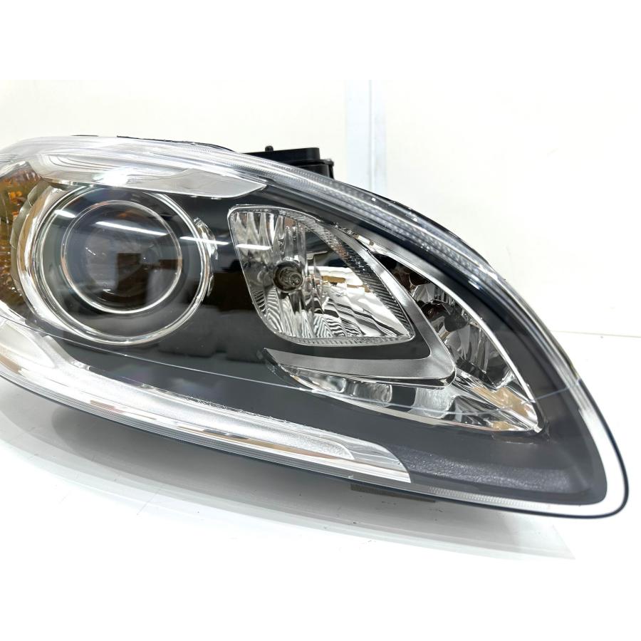 軽キズ】ボルボ V60/S60 FB/FD系 後期 純正ヘッドライト 右 31698821