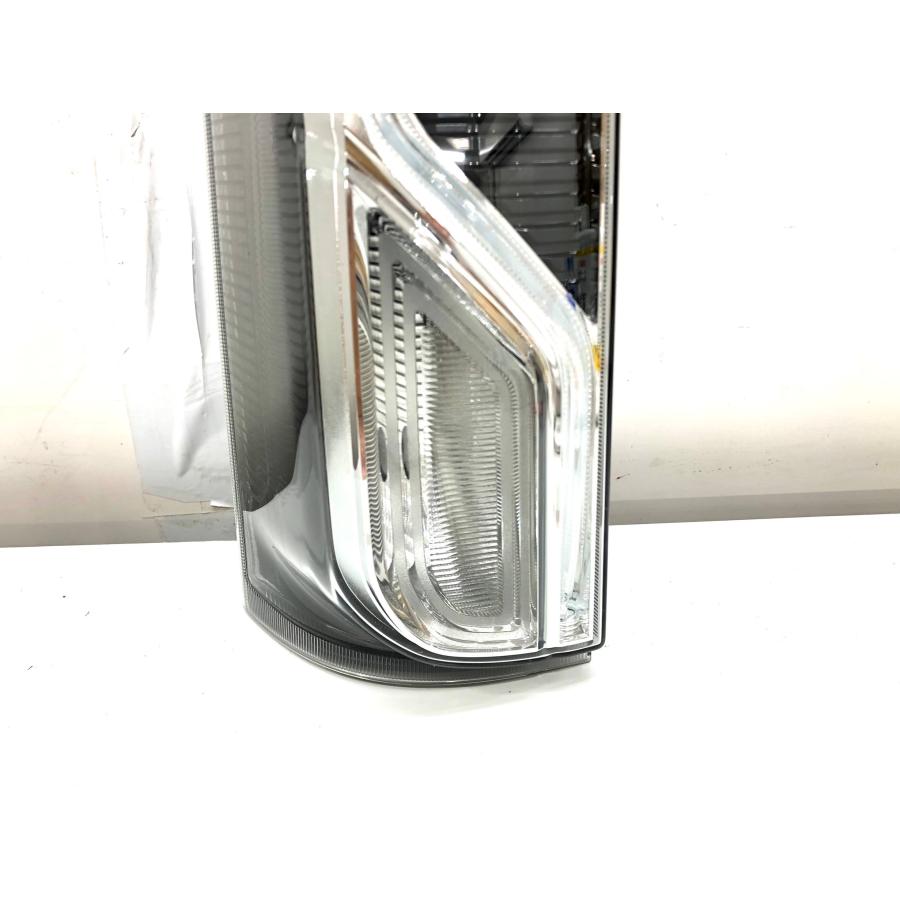 ♪良品♪スペーシアカスタム MK53S 純正 テールランプ 左 LED KOITO220 
